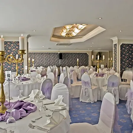 Apart Hotel Best Ξενοδοχείο με διαμερίσματα 4*