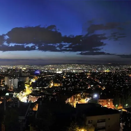 Ξενοδοχείο με διαμερίσματα Apart Hotel Best 4*