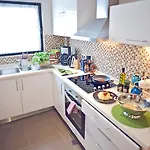 Apart Hotel Best 4*