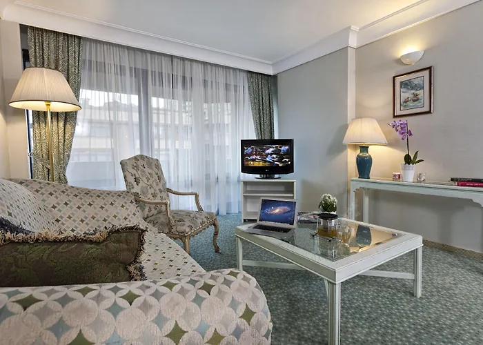 Apart Hotel Best Lägenhetshotell 4*