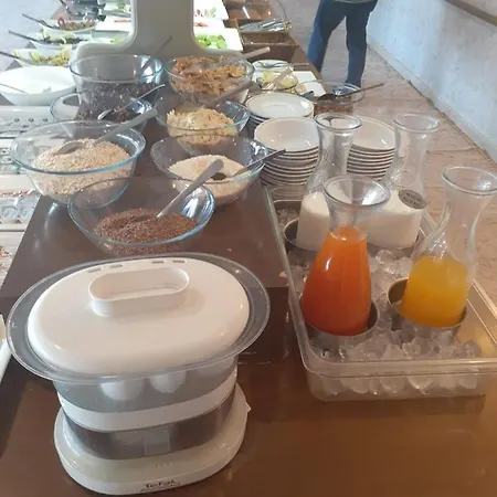 מלון דירות Apart Hotel Best 4*