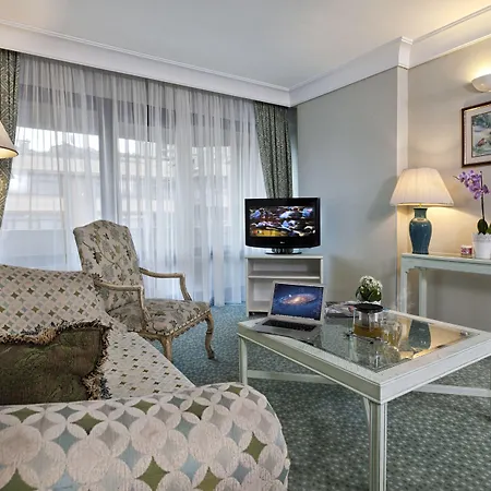 Apart Hotel Best Lejlighedshotel 4*